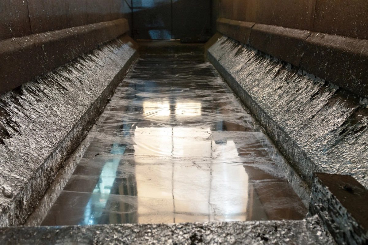 Túnel de superficie reflectante